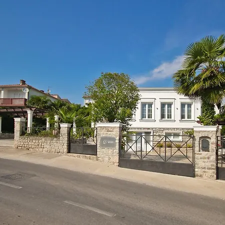 House Eufemia Apartmán *